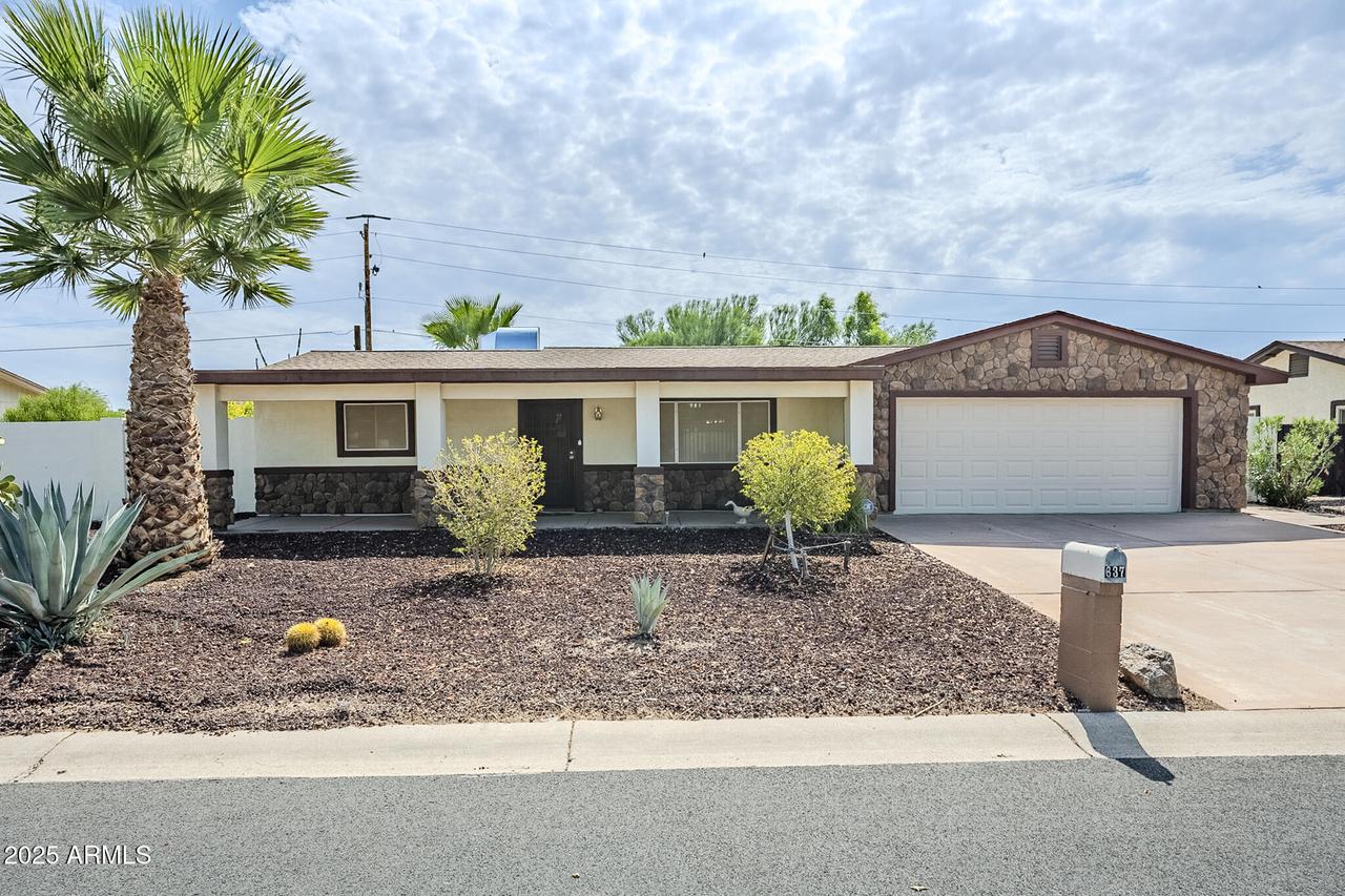637 S Copper Dr., Apache Junction, AZ 85120