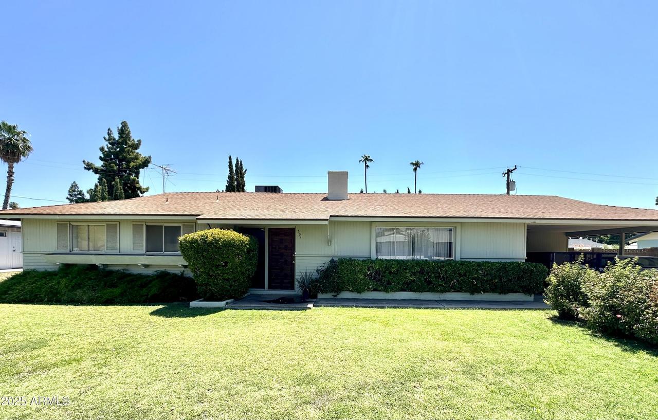 501 W Seldon Ln., Phoenix, AZ 85021