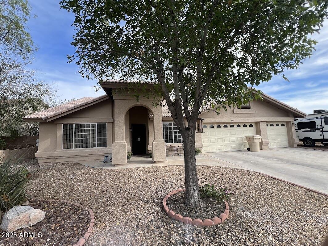 8981 W Tuckey Ln., Glendale, AZ 85305