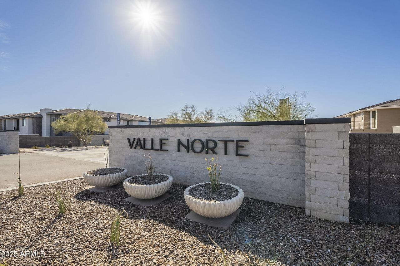 2121 W Sonoran Desert Dr. #72, Phoenix, AZ 85085