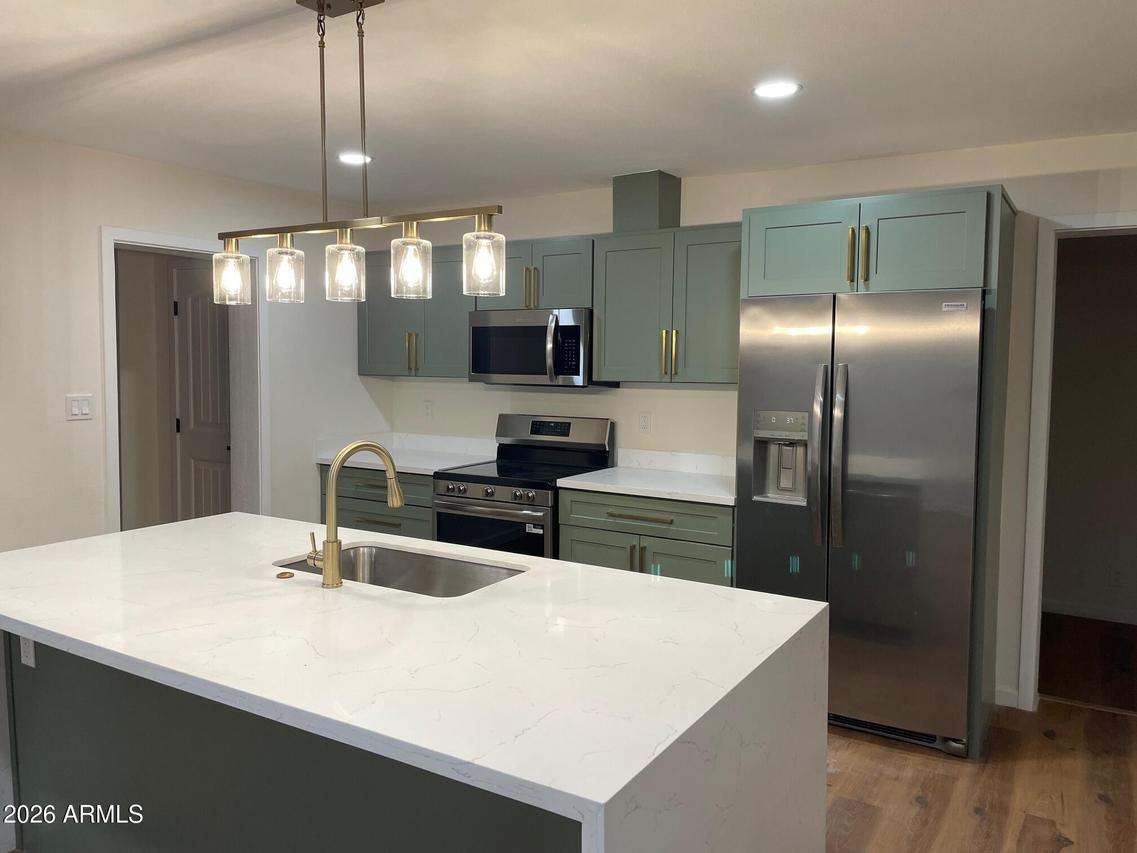 1819 W Morten Ave., Phoenix, AZ 85021