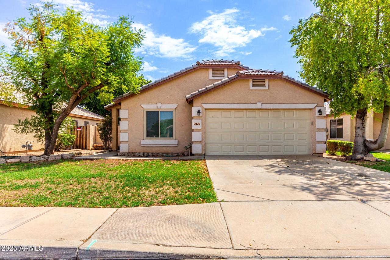 2025 E Saratoga St., Gilbert, AZ 85296