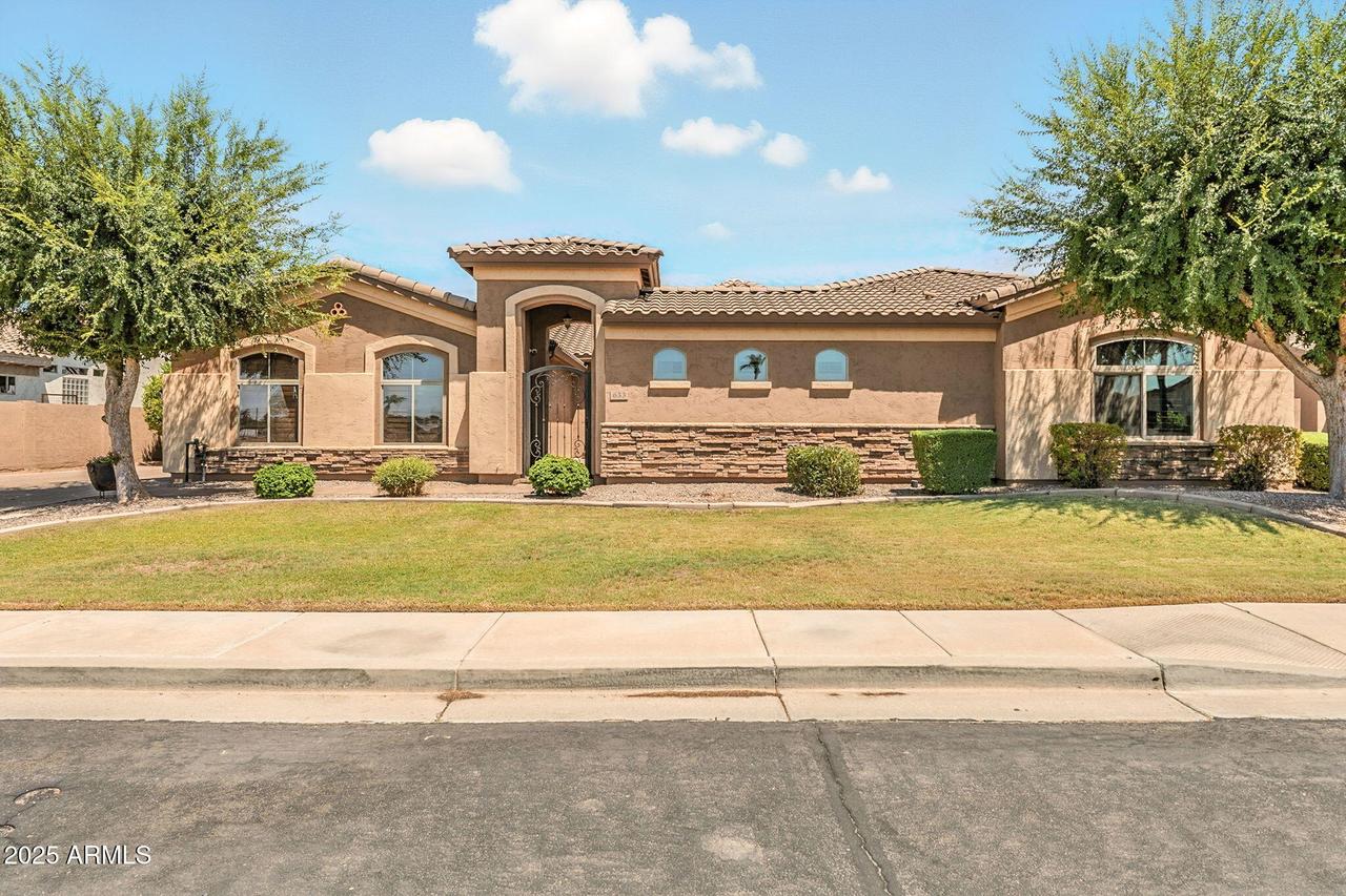633 S Parkcrest St., Gilbert, AZ 85296