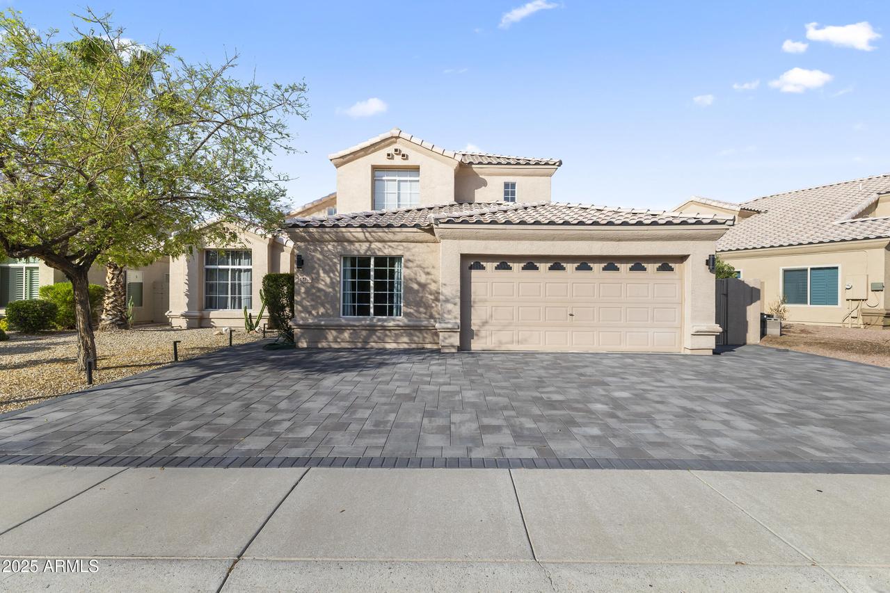 4425 E Bighorn Ave., Phoenix, AZ 85044