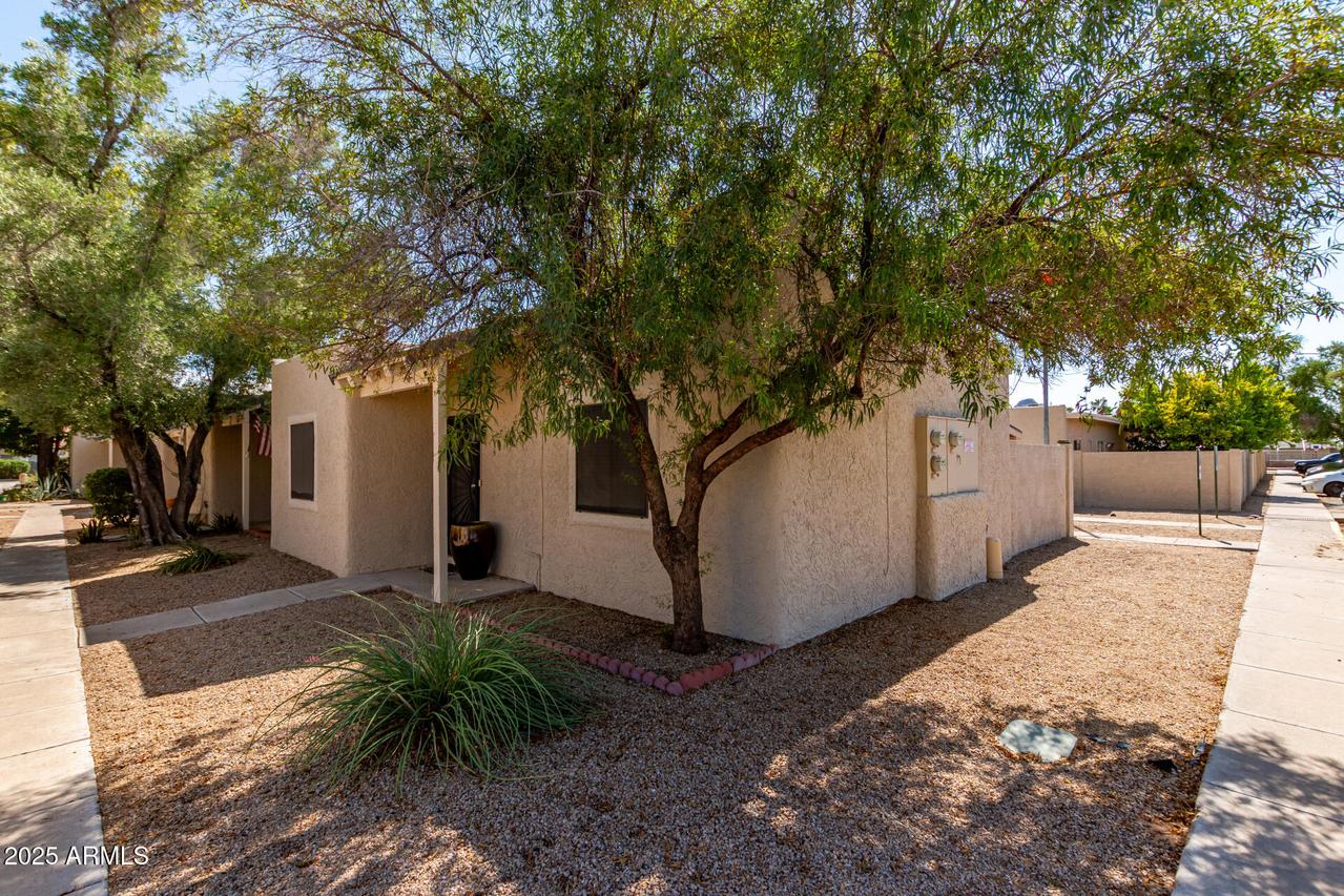 15601 N 27th St. #5, Phoenix, AZ 85032