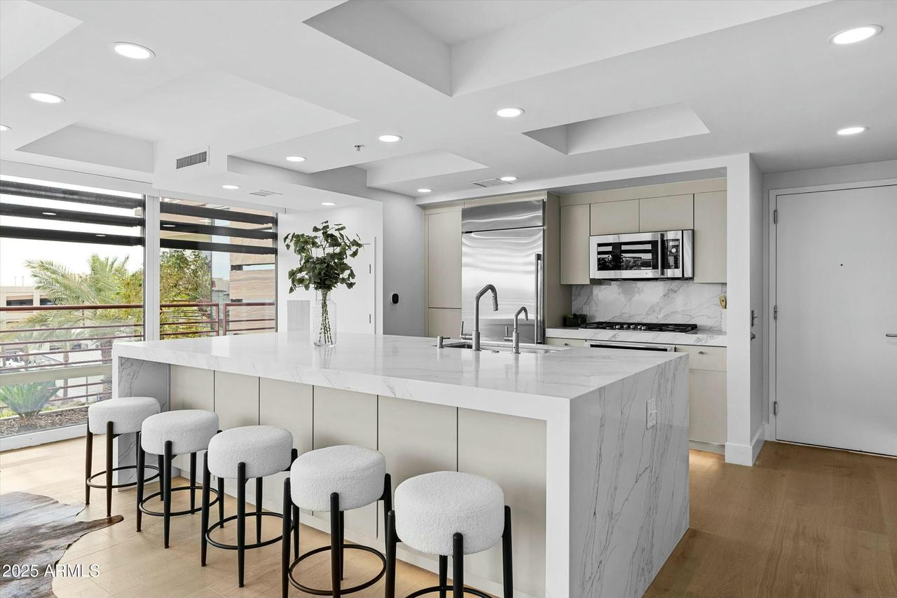 7137 E Rancho Vista Dr. #5001, Scottsdale, AZ 85251