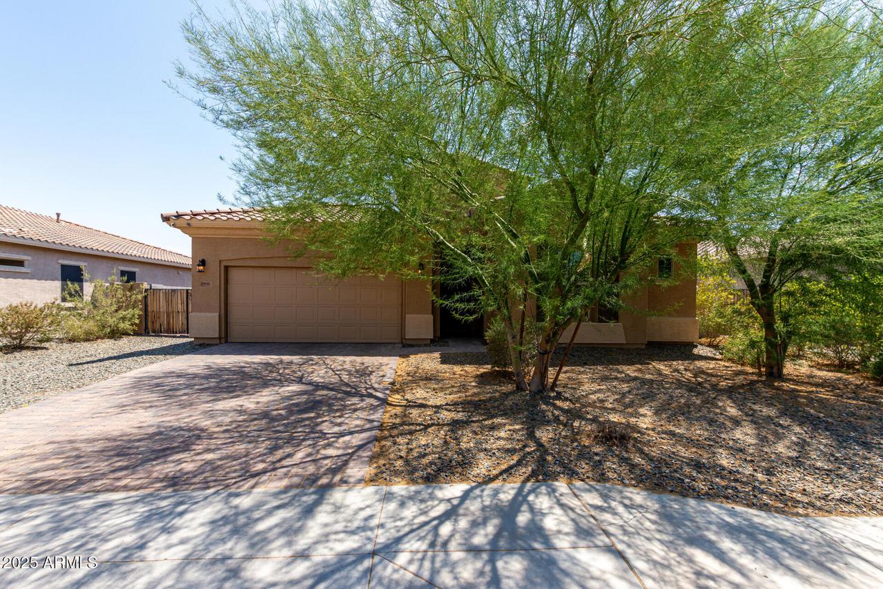 18941 W Oregon Ave., Litchfield Park, AZ 85340