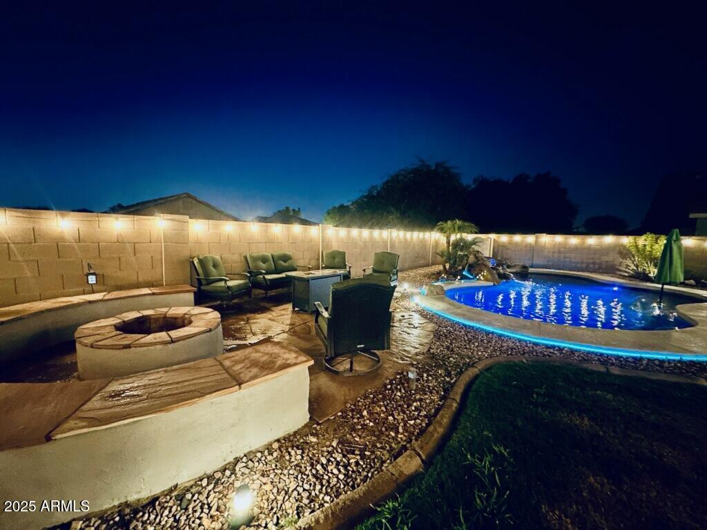 1704 E Beverly Rd., Phoenix, AZ 85042
