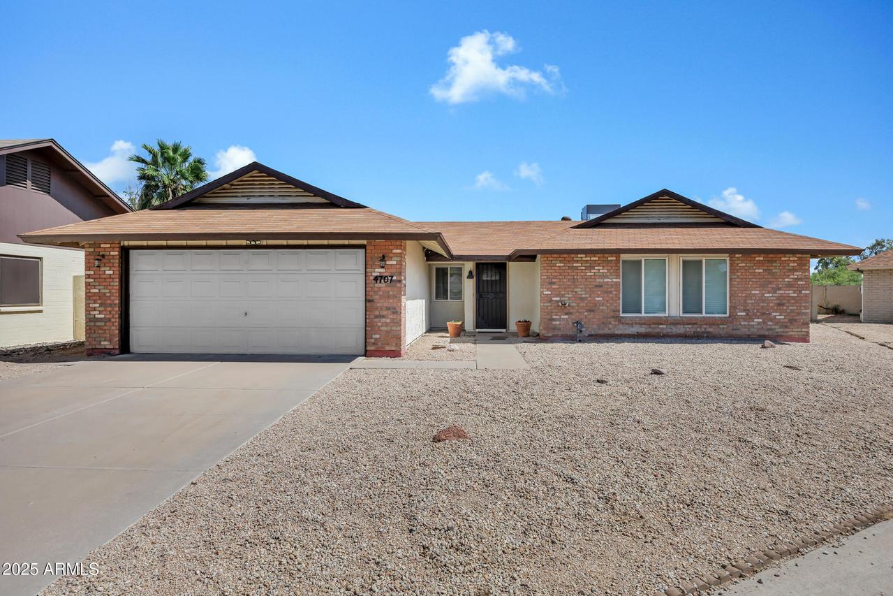 4707 W Annette Cir., Glendale, AZ 85308