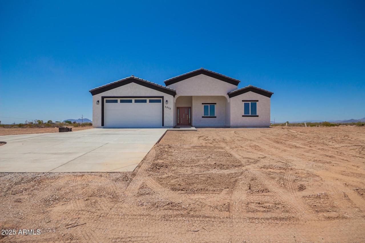 5870 N 382nd Ln., Tonopah, AZ 85354