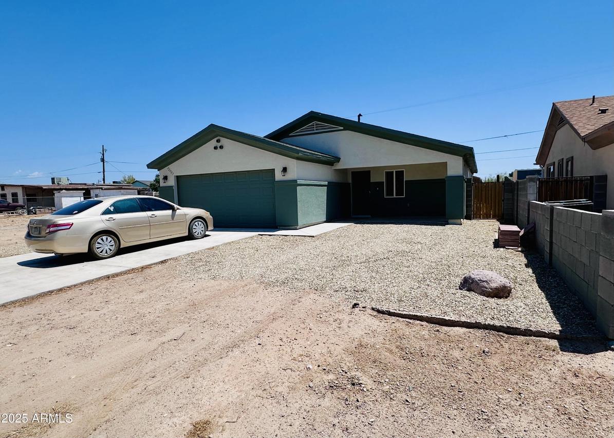 32007 N Bush St., Wittmann, AZ 85361