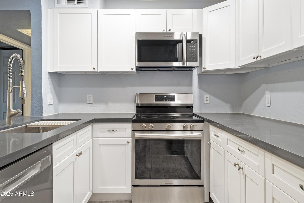 1720 E Thunderbird Rd. #1051, Phoenix, AZ 85022