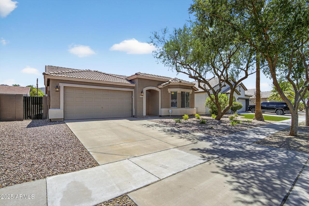 1715 E Branham Ln., Phoenix, AZ 85042