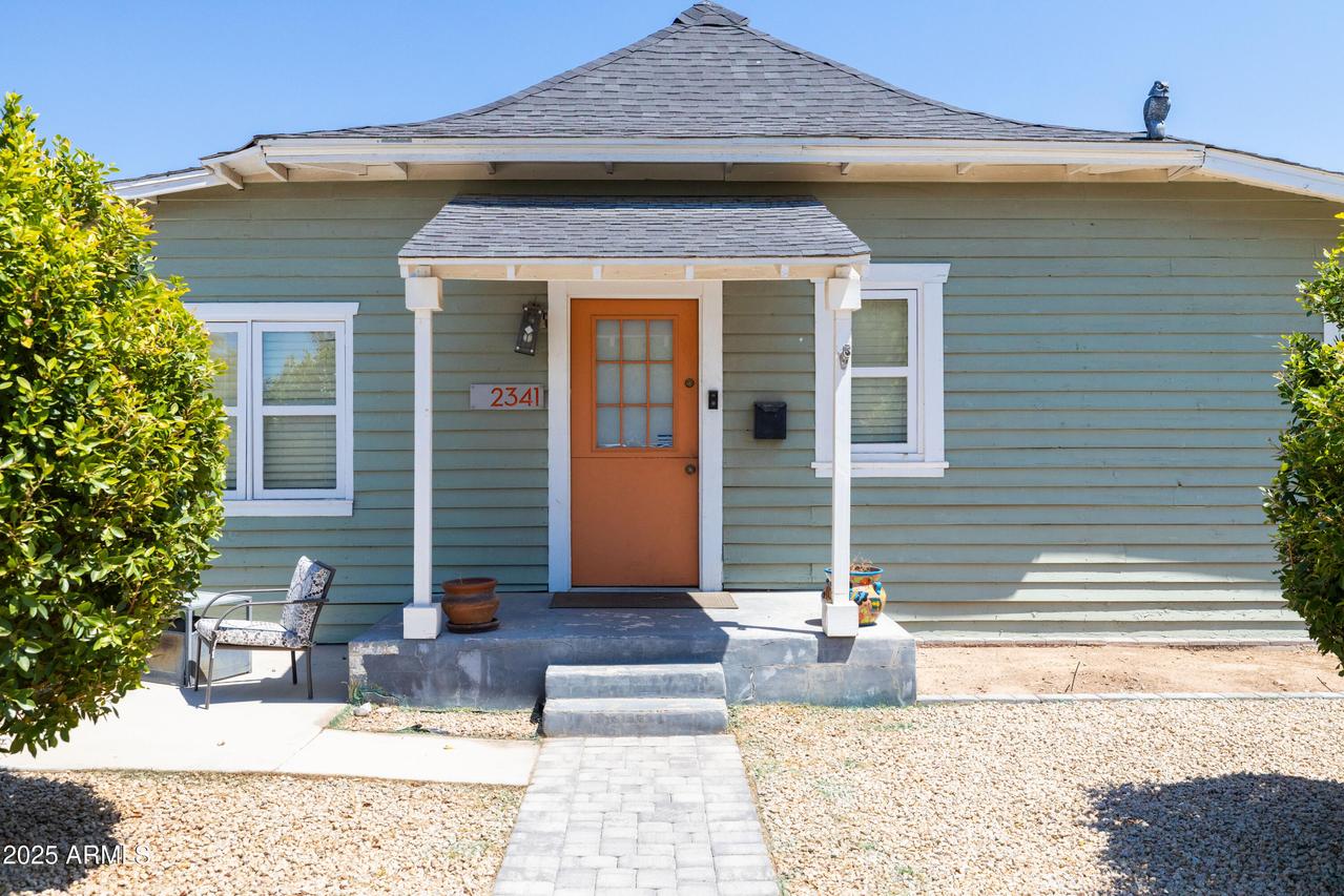 2341 N 11th St., Phoenix, AZ 85006
