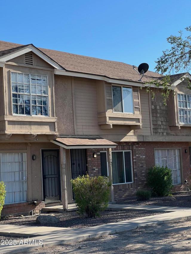 5819 N 59th Dr., Glendale, AZ 85301