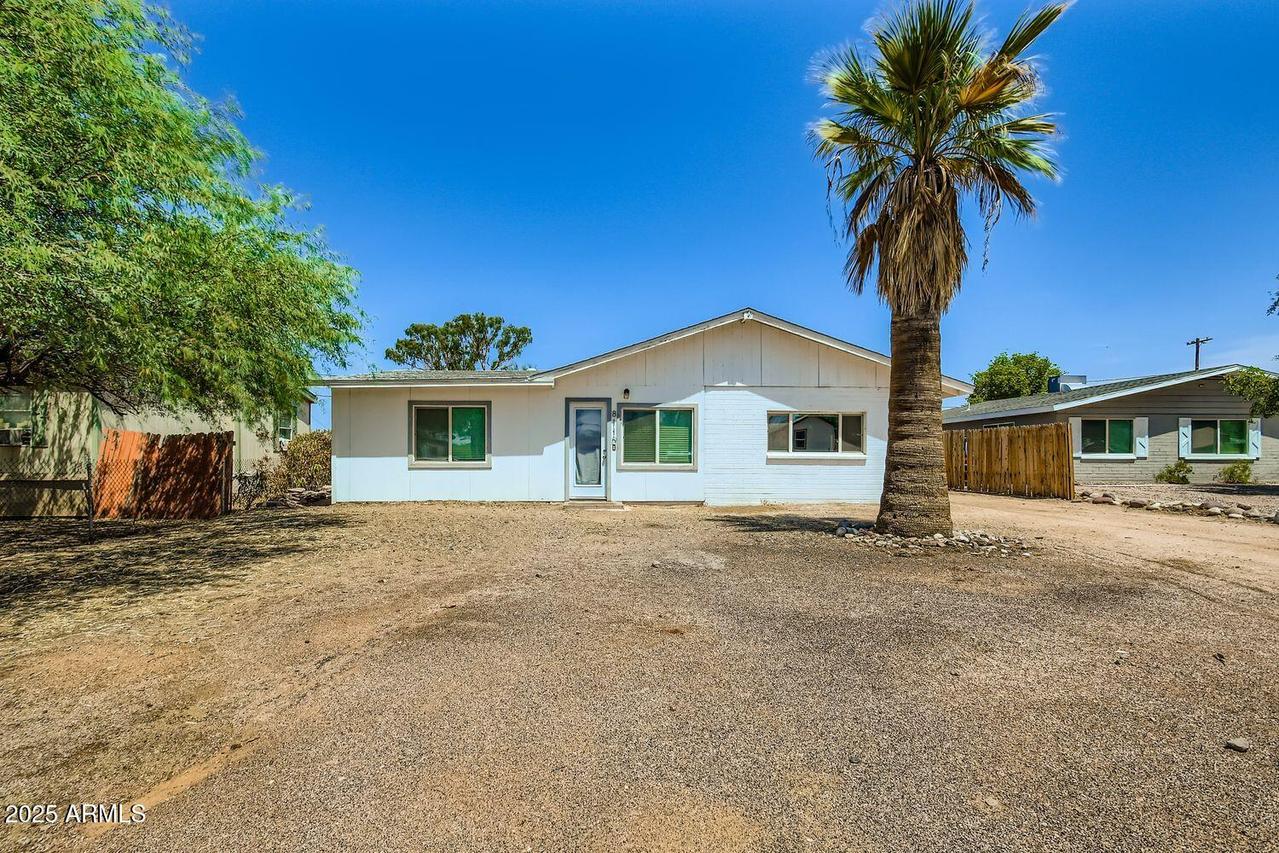 8110 E 4th Ave., Mesa, AZ 85208