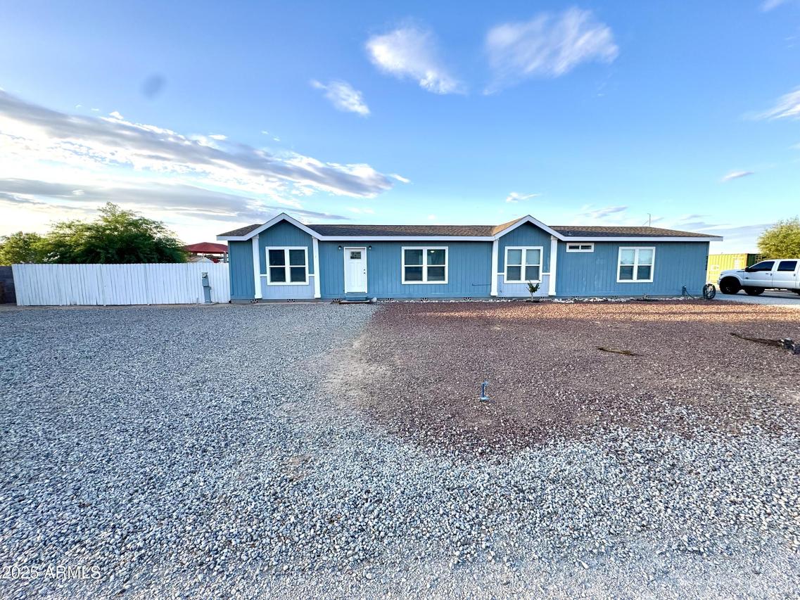 21724 W Calle Poco, Buckeye, AZ 85326