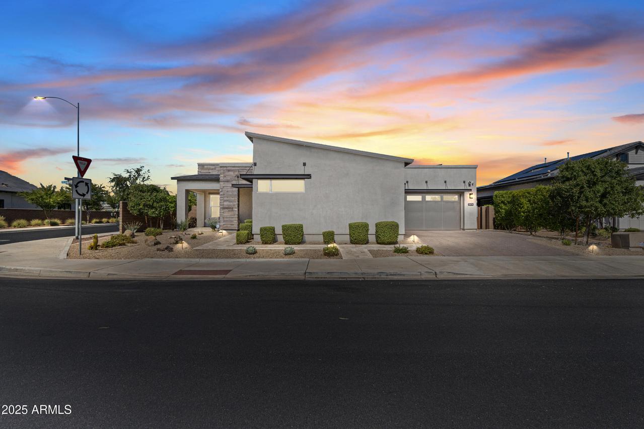 23170 N 97th Dr., Peoria, AZ 85383