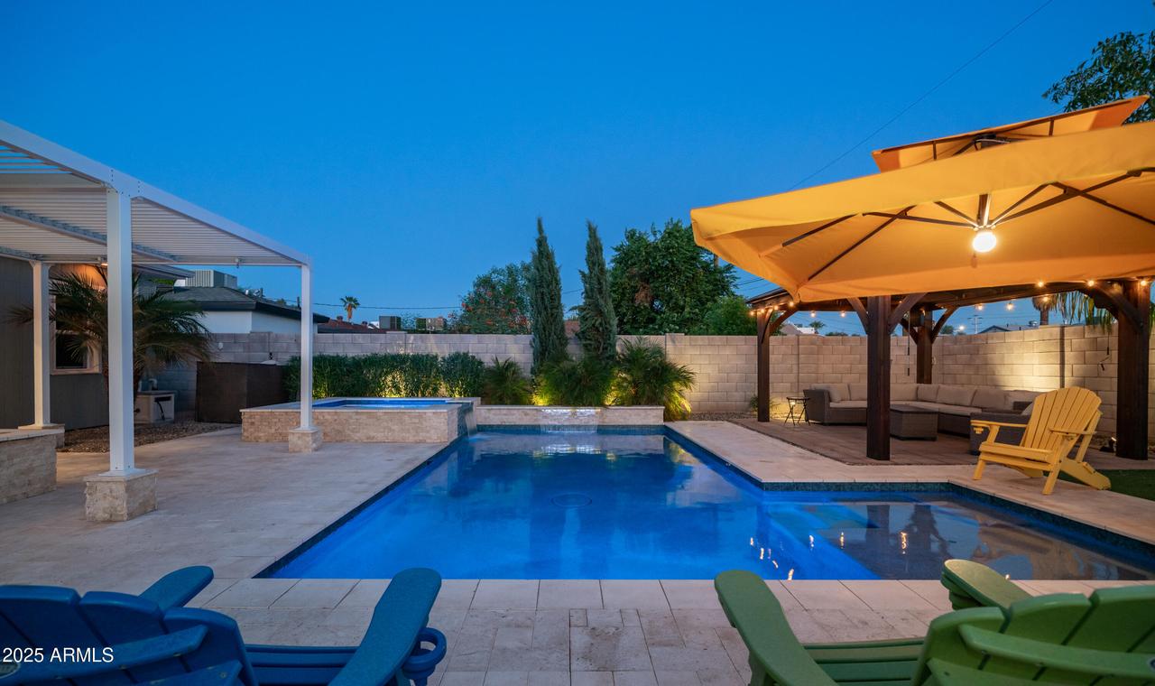 1363 E Mitchell Dr., Phoenix, AZ 85014