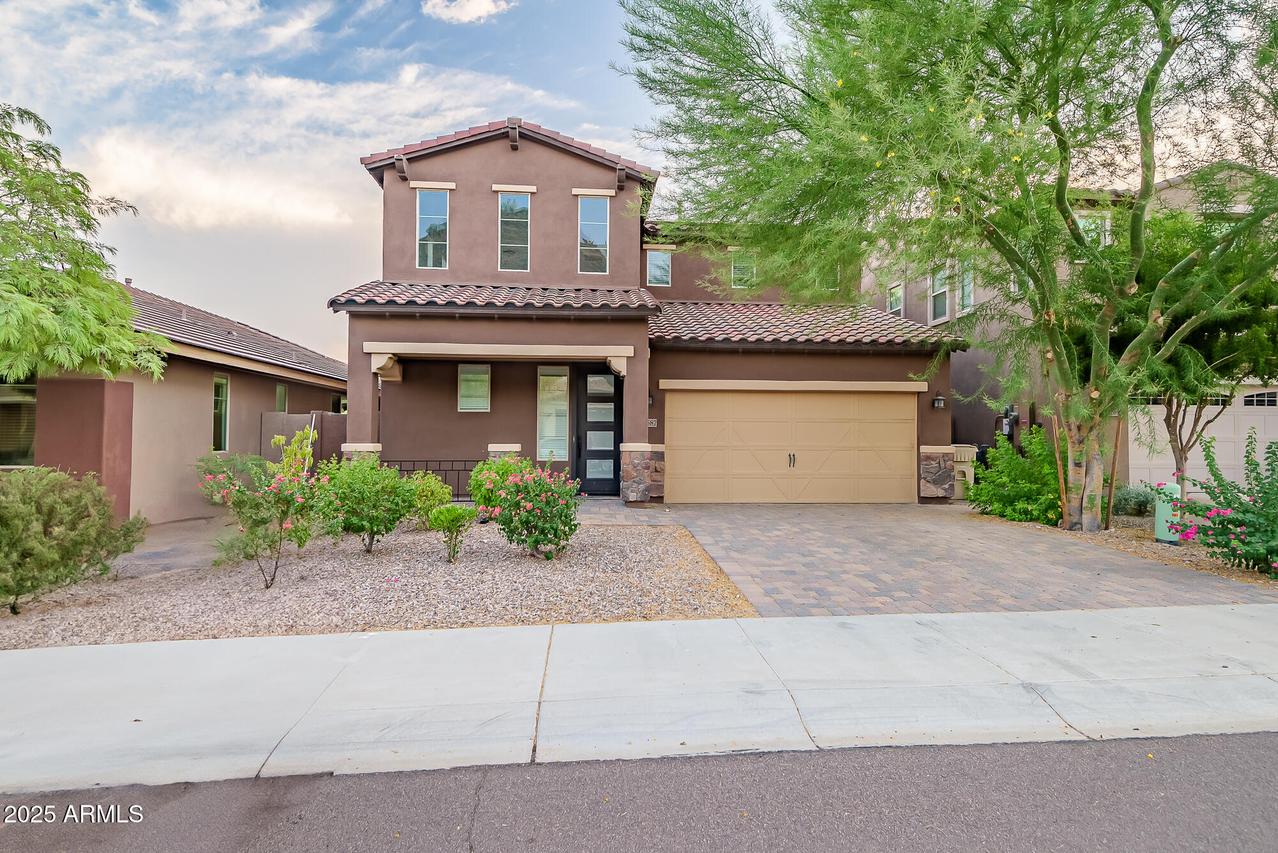 12687 W Caraveo Pl., Peoria, AZ 85383