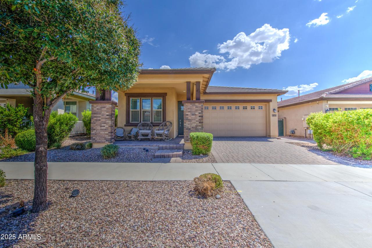 10557 E Sebring Ave., Mesa, AZ 85212