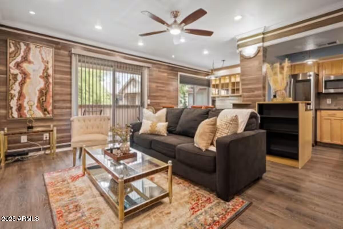 616 S Hardy Dr. #224, Tempe, AZ 85281
