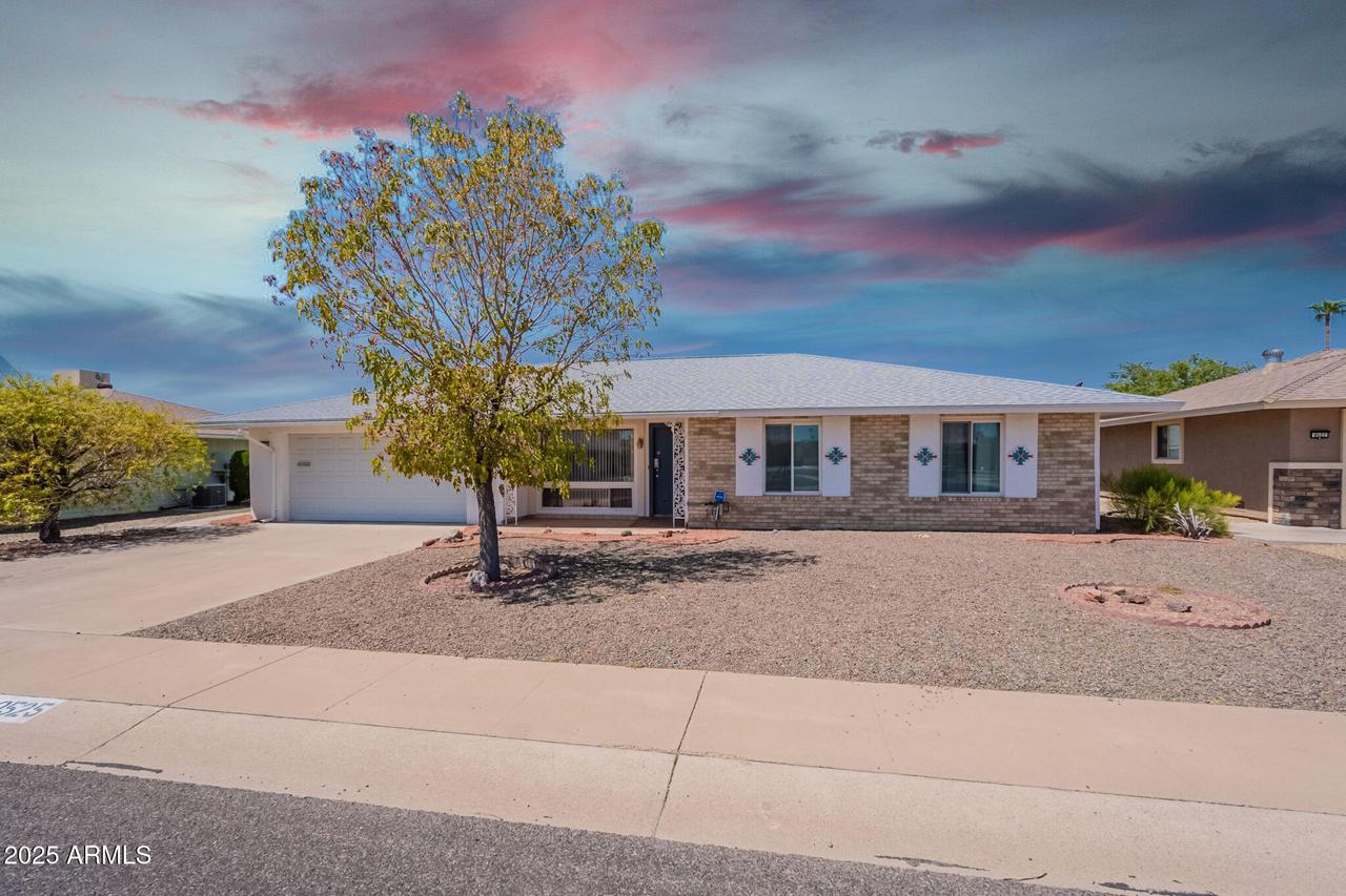9525 W Cedar Hill Cir., Sun City, AZ 85351