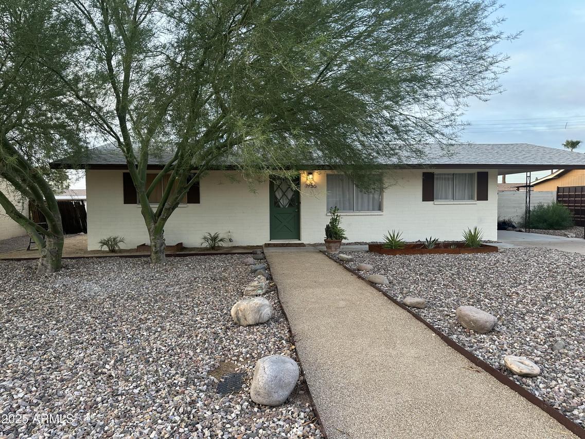 1956 E Palmcroft Dr., Tempe, AZ 85282