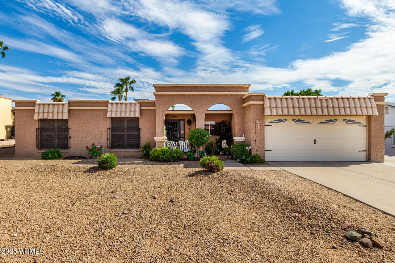 815 E Coral Gables Dr., Phoenix, AZ 85022