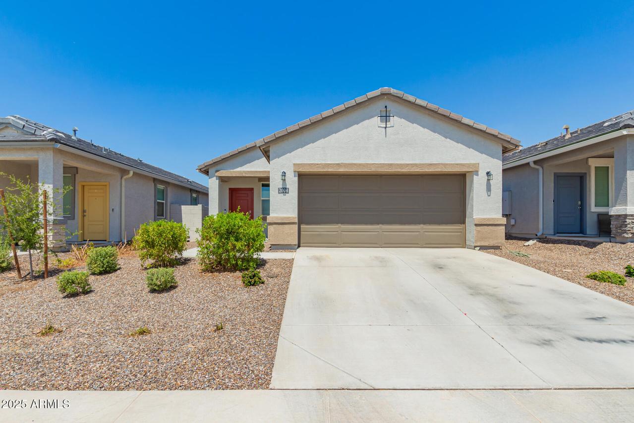 2004 W Sandoval Ave., Apache Junction, AZ 85120