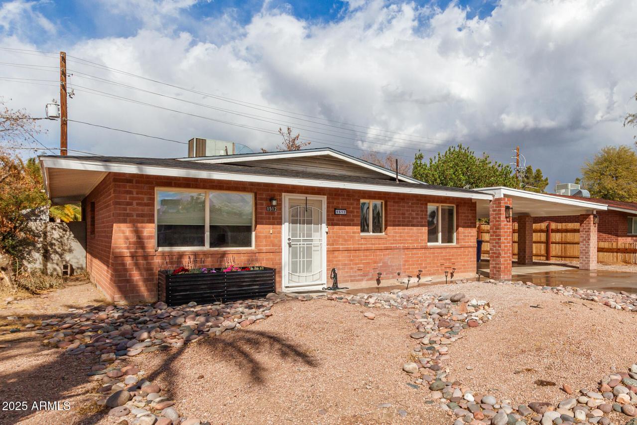 1512 W Fairmont Dr., Tempe, AZ 85282