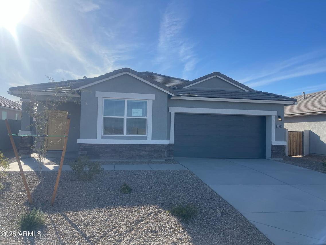 1234 S Mullberry St., Florence, AZ 85132