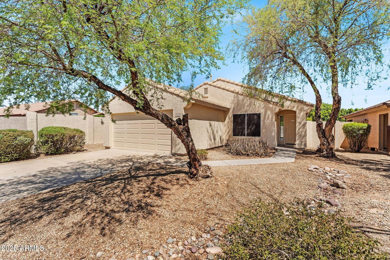 8212 W Pontiac Dr., Peoria, AZ 85382