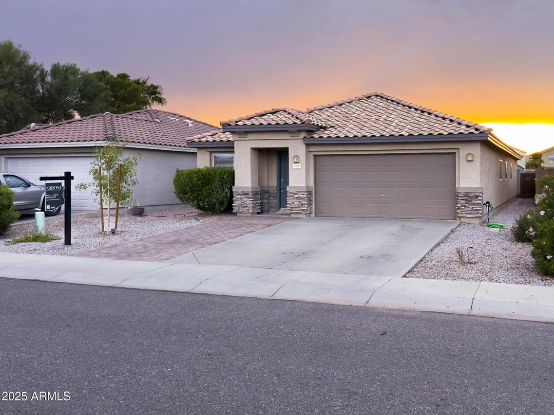33640 N Cherry Creek Rd., Queen Creek, AZ 85144