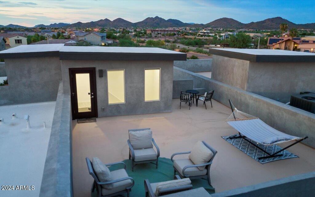 1912 W Kinfield Tr., Phoenix, AZ 85085
