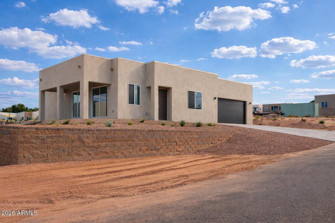30 Tek Ct., Page, AZ 86040