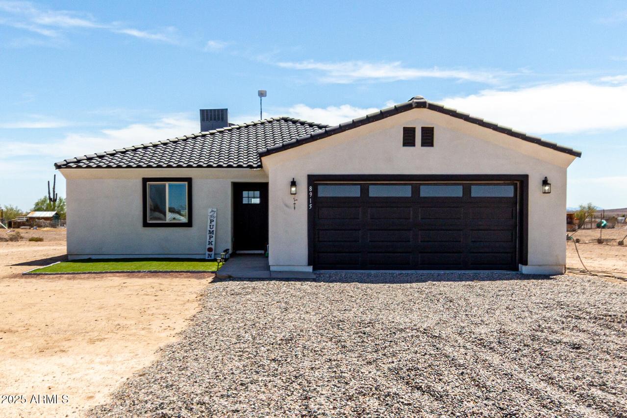 8915 S 341st Dr., Tonopah, AZ 85354