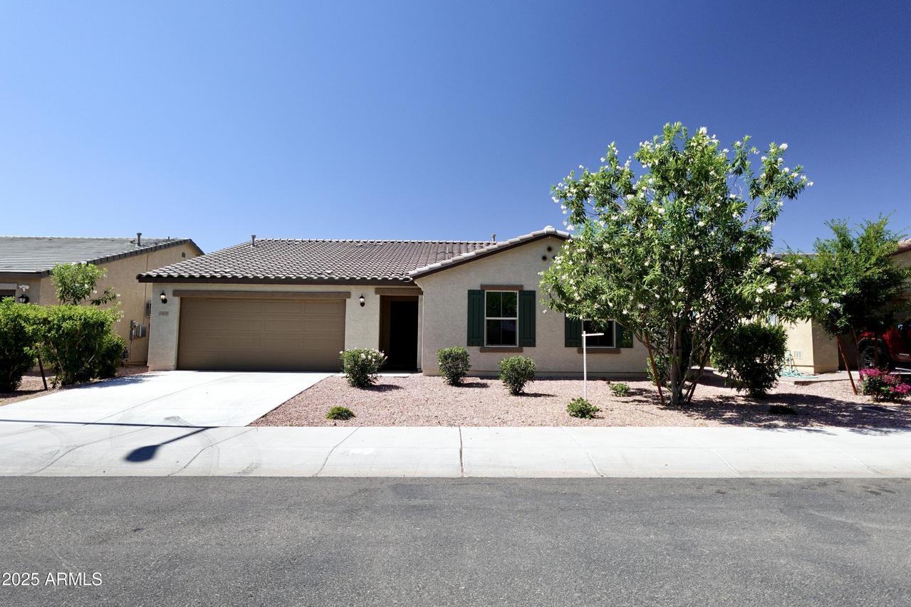 19841 W Cheery Lynn Rd., Buckeye, AZ 85396