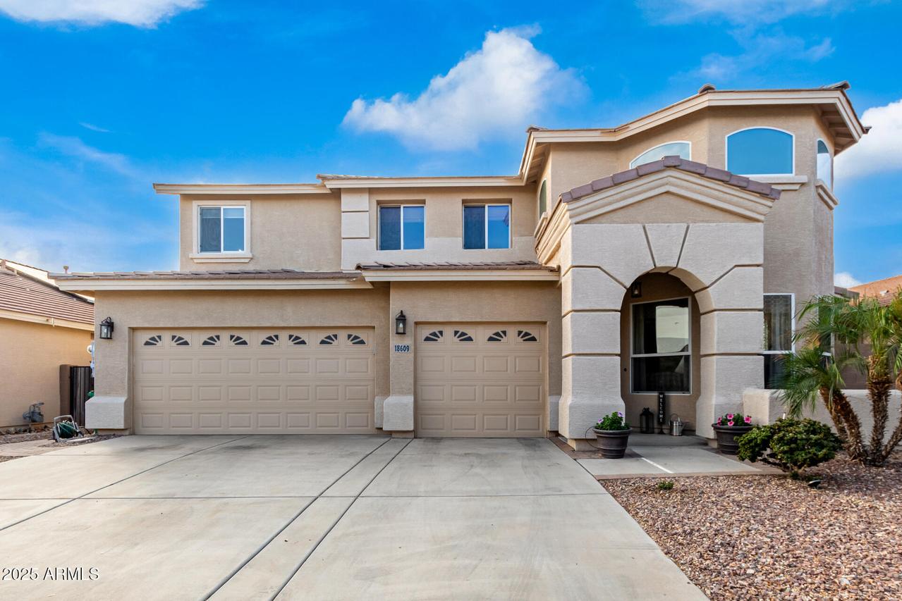 18609 W Onyx Ave., Waddell, AZ 85355