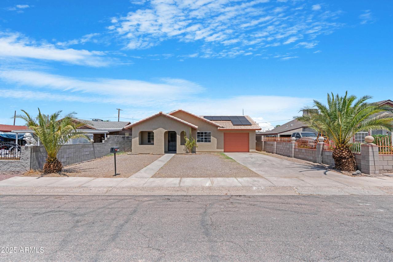 516 W 10th St., Casa Grande, AZ 85122