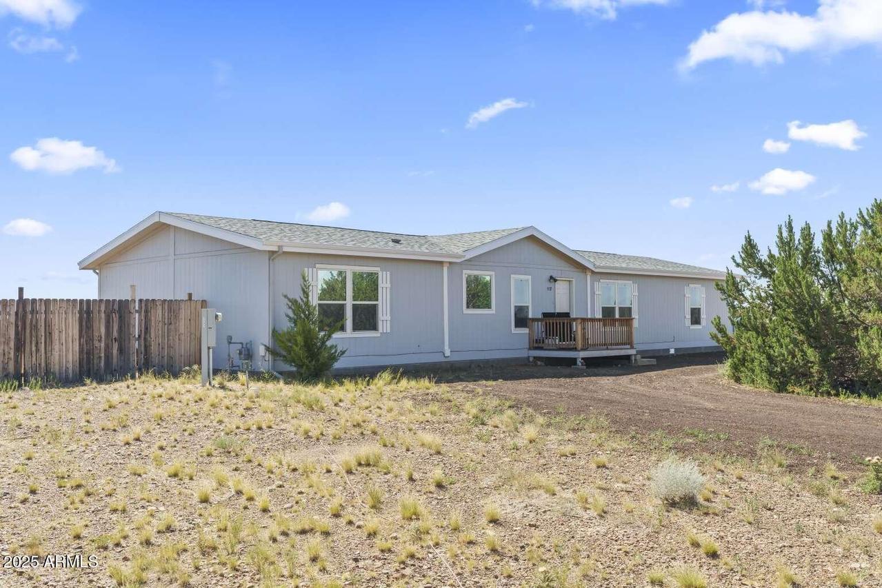 1137 W Mountain View Dr., Taylor, AZ 85939