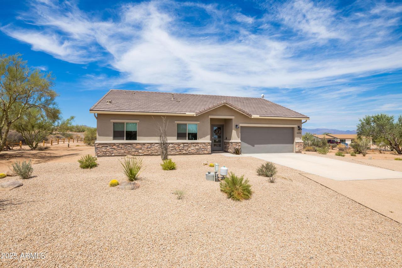 16206 E Dixileta Dr., Scottsdale, AZ 85262
