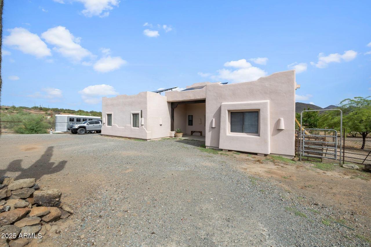 49123 N 13th Ave., New River, AZ 85087