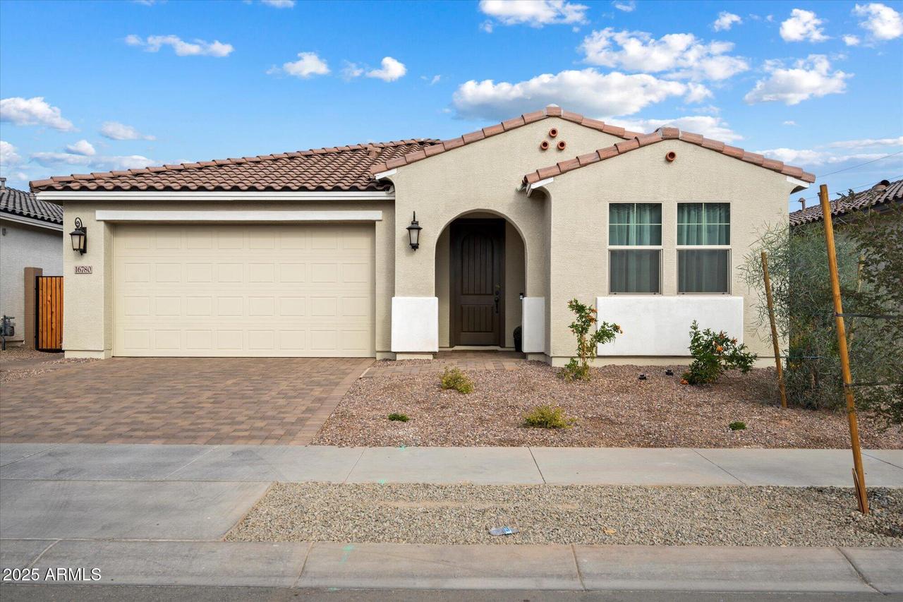 16780 W Cameron Dr., Surprise, AZ 85388