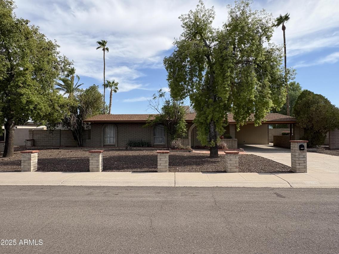 5009 E Shaw Butte Dr., Scottsdale, AZ 85254