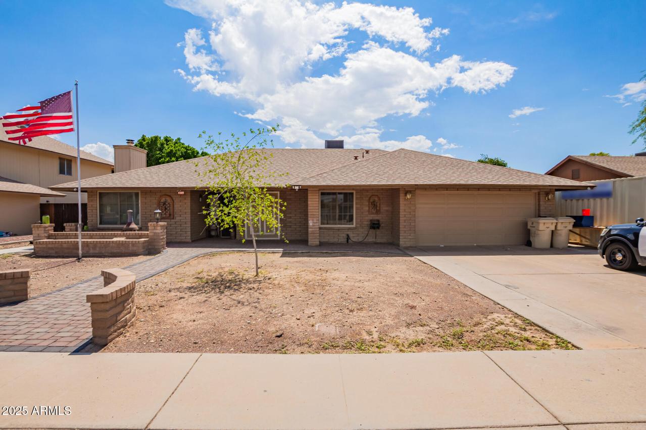 6409 W Poinsettia Dr., Glendale, AZ 85304