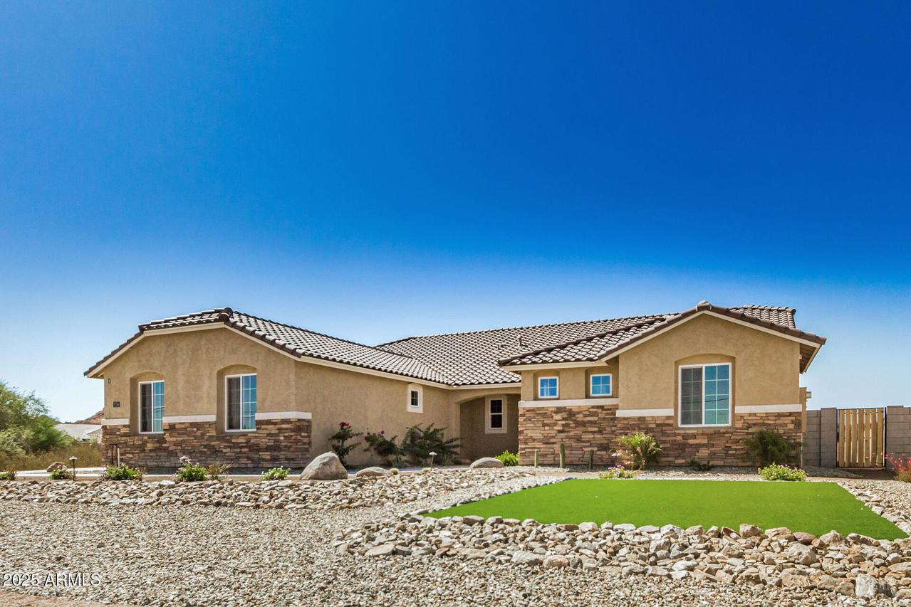 9143 W Limestone Mountain Dr., Casa Grande, AZ 85194
