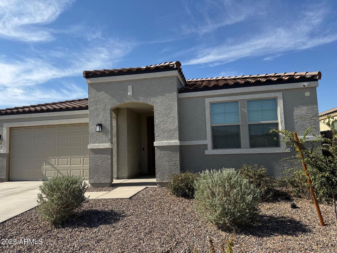 2538 W Chanute Pass, Phoenix, AZ 85041
