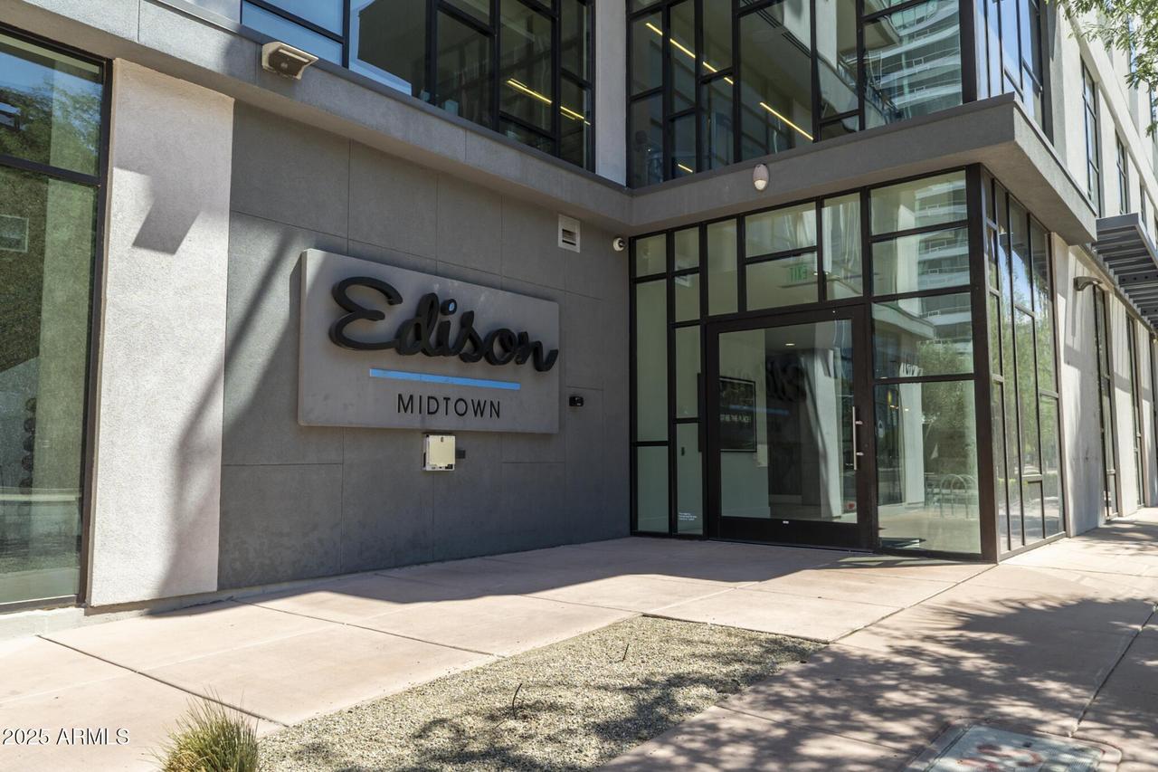 3131 N Central Ave. #3006, Phoenix, AZ 85012
