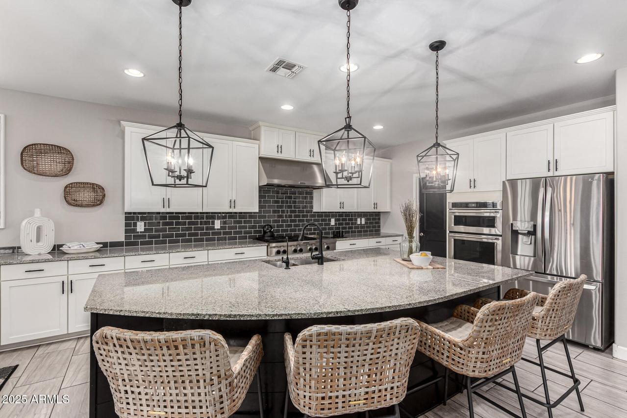 4640 S Big Horn Dr., Chandler, AZ 85249